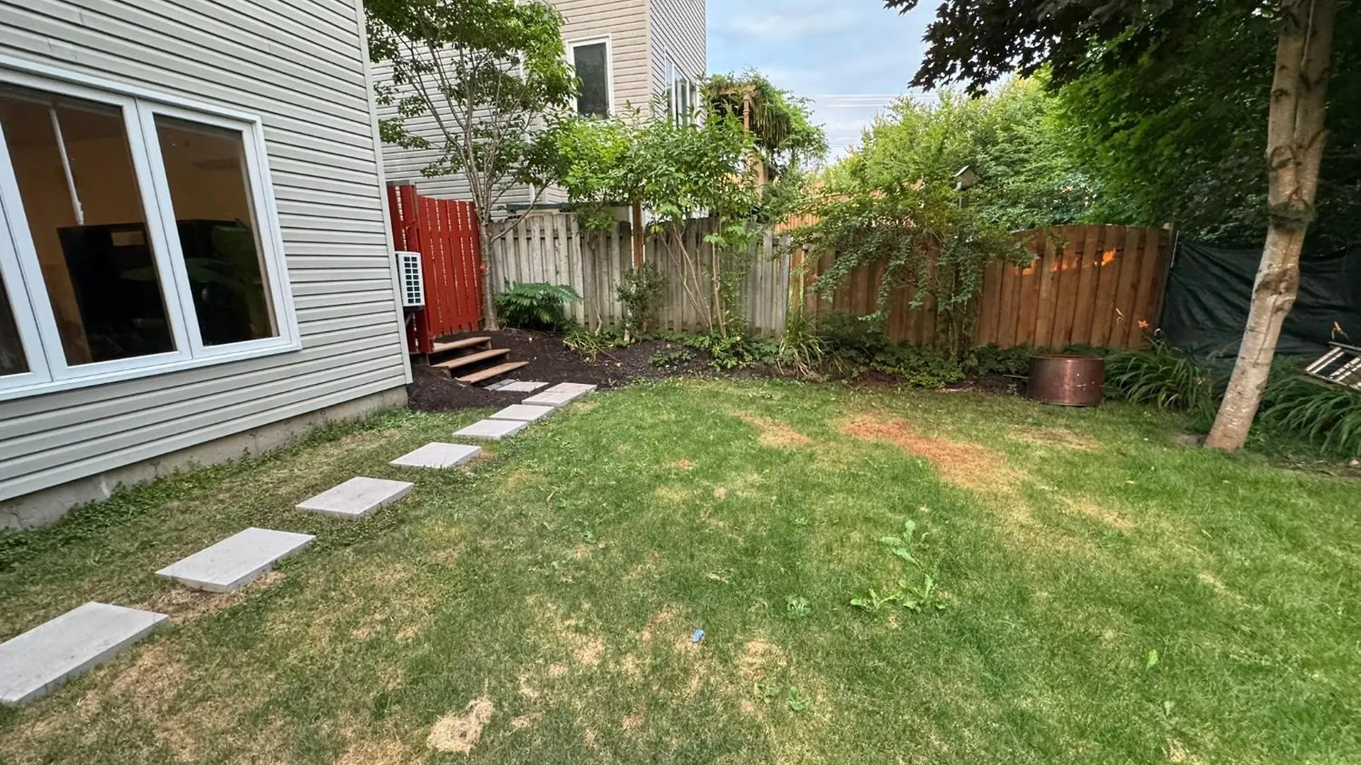 Cozy 2-Bedrooms Suit Halifax Canada