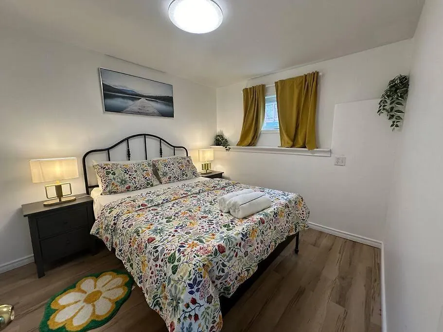 Cozy 2-Bedrooms Suit Halifax